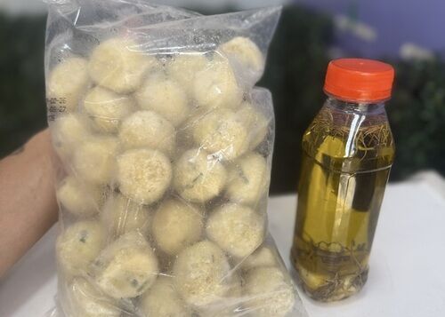 1KG BOLINHO DE BACALHAU + AZEITE TEMPERADO 300ML REFIL